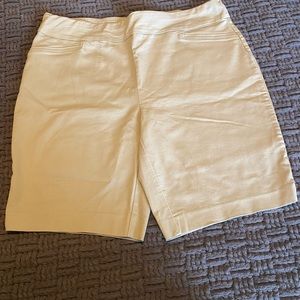 Women plus size 18 khaki shorts